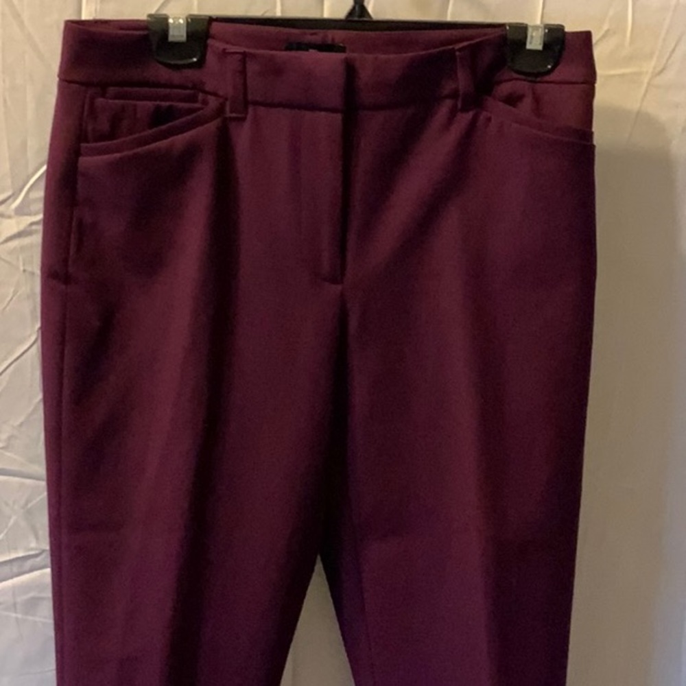 White house black market slim ankle pants